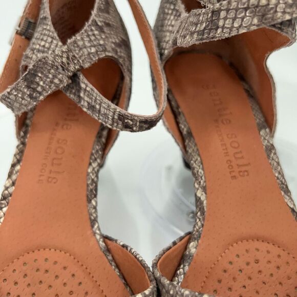 Gentle Souls Women's Raven Pump Size 9 Block Heel Grey Snake Leather Ankle Strap - Picture 11 of 14